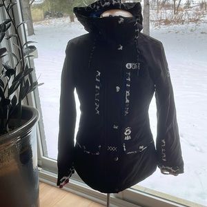 NWOT Picture sustainable ski & board  jacket